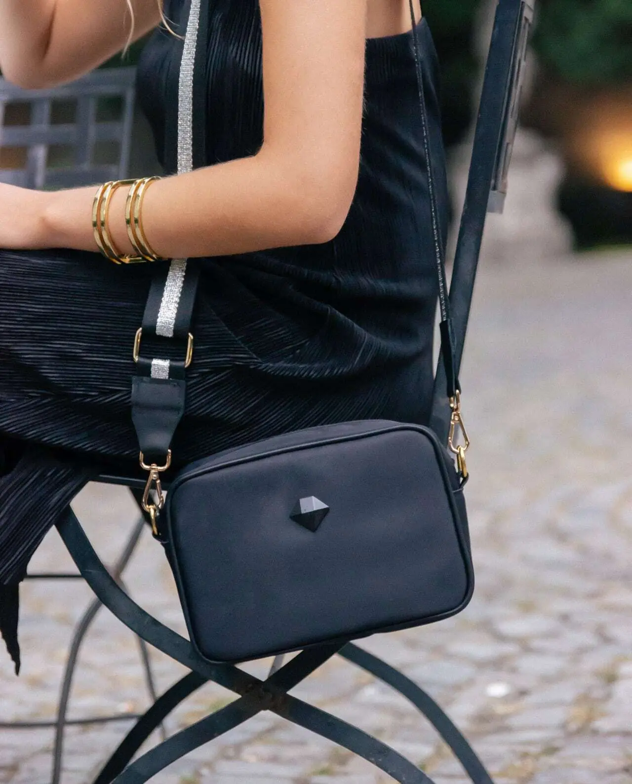 Bandolera Nina MF Negra