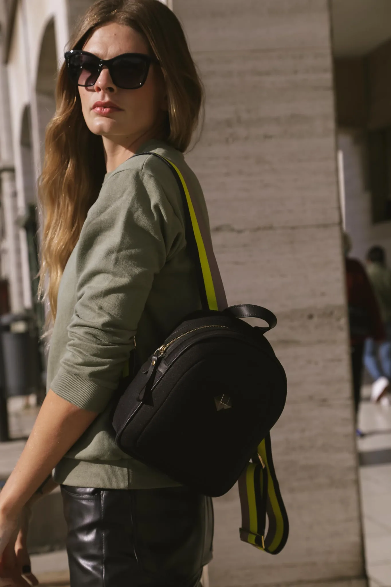 Backpack Justi NEO - Negra - Imagen 5